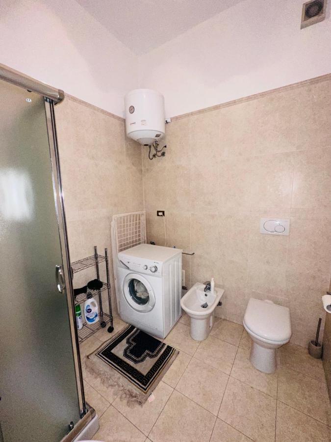 Elegante Appartamento Nel Cuore Del Barocco Λέτσε Εξωτερικό φωτογραφία