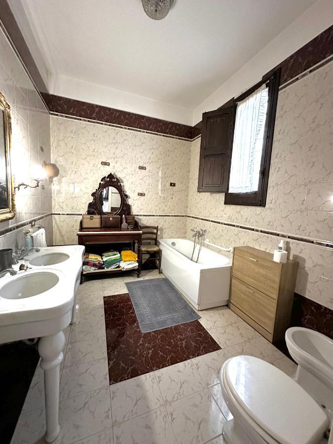 Elegante Appartamento Nel Cuore Del Barocco Λέτσε Εξωτερικό φωτογραφία